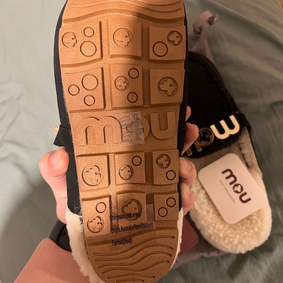 Mou Winter Bio Slide Slippers - Picture 3 of 3